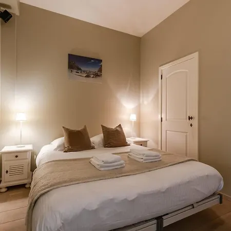 Huswell - Spacious Apartment Near The Beach In De Haan Exterior photo