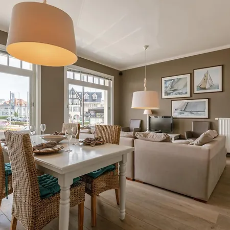 Huswell - Spacious Apartment Near The Beach In De Haan Exterior photo
