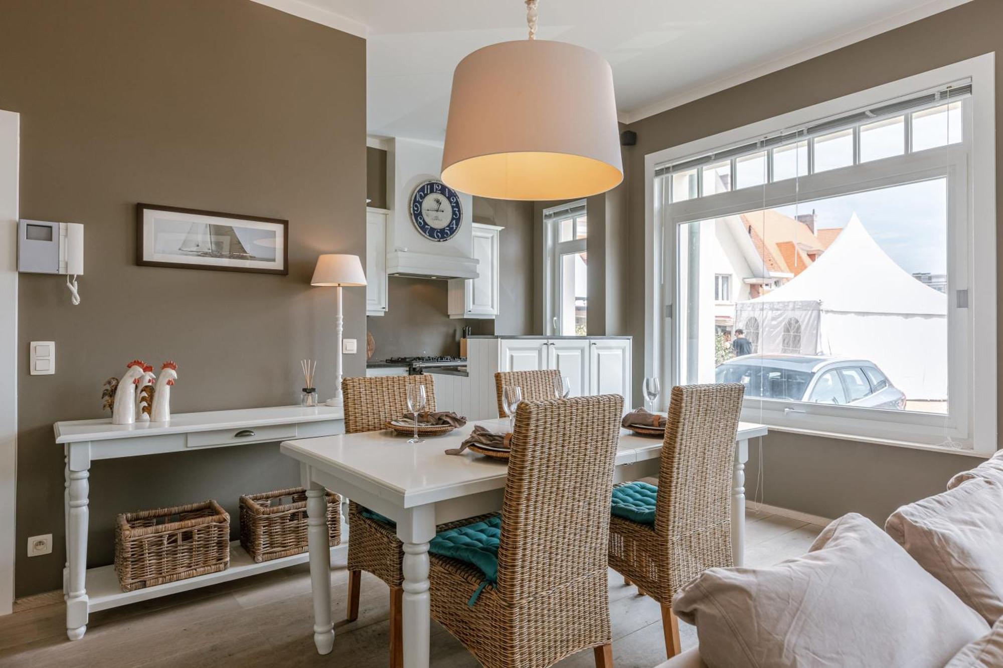 Huswell - Spacious Near The In De Haan