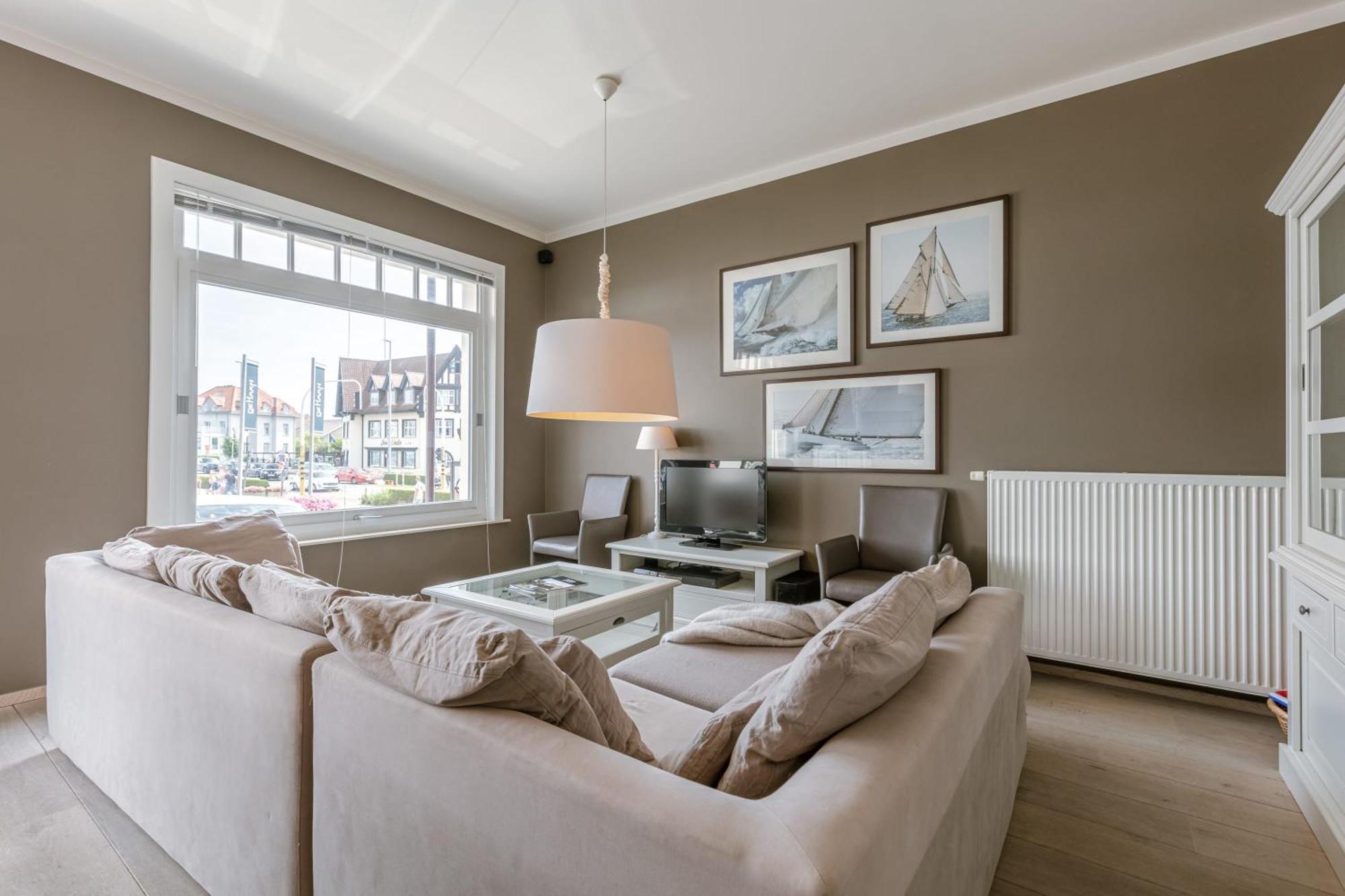 Huswell - Spacious Near The In *